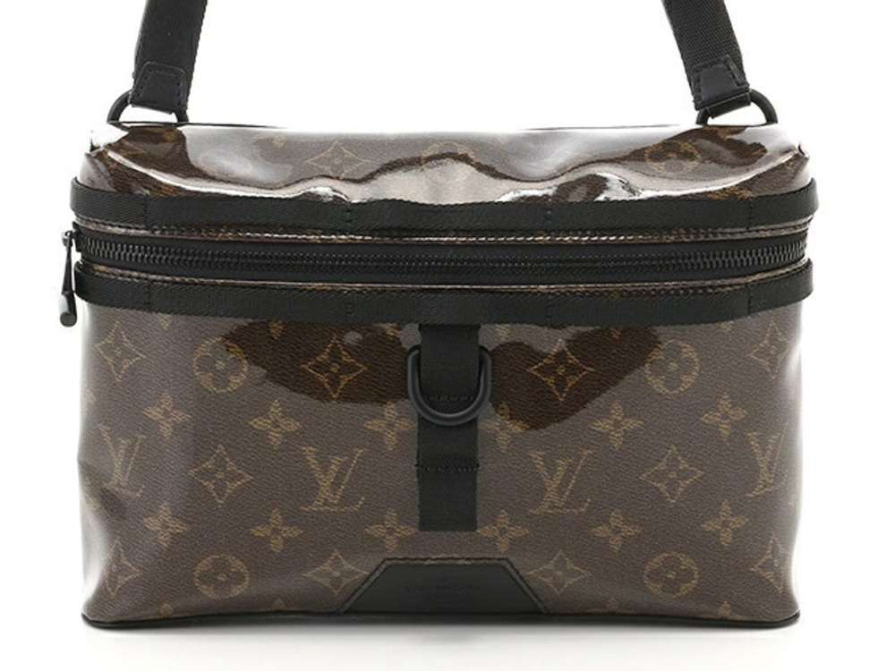 LOUIS VUITTON Messenger Shoulder Bag Monogram Glaze
